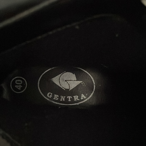 Peter Pan Panelled Ankle Boots - Picture 3 of 3